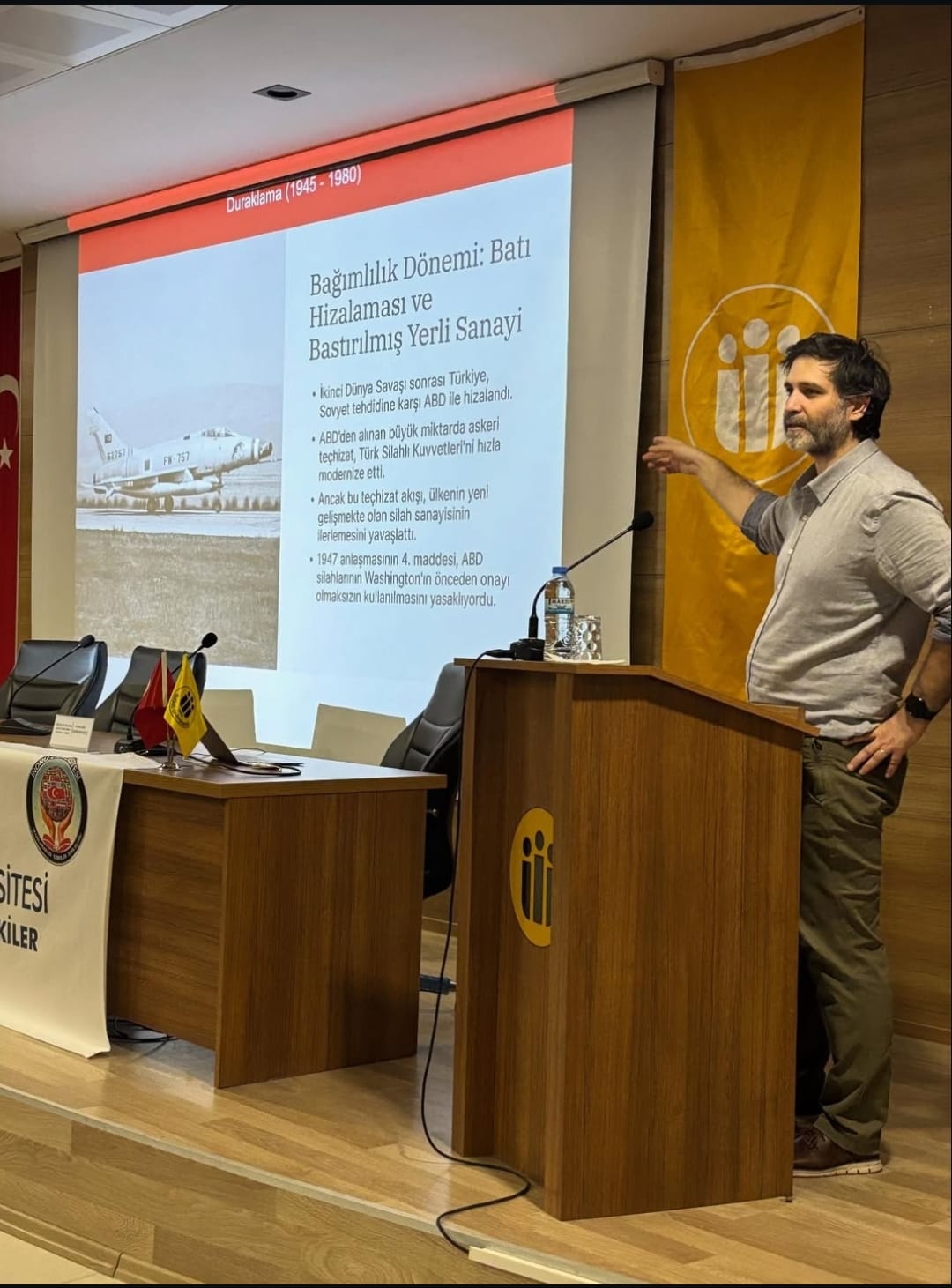 caglar-hocamiz-inoenue-ueniversitesi-nde-seminer-verdi